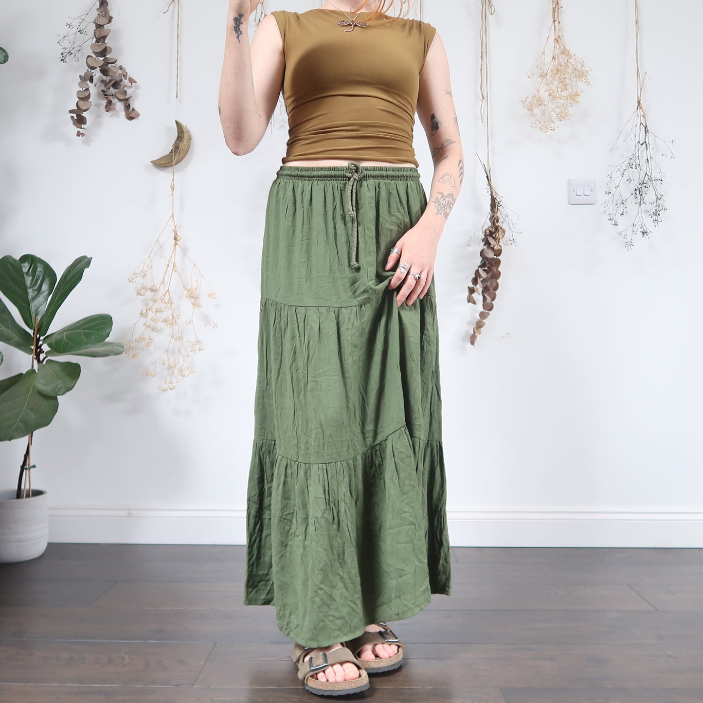 Green tiered skirt - size M