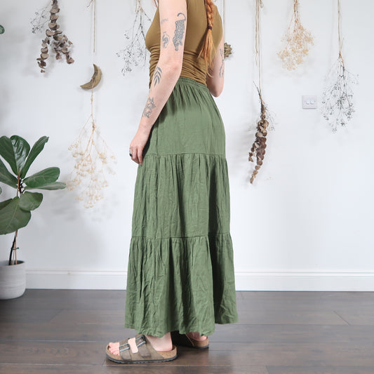 Green tiered skirt - size M