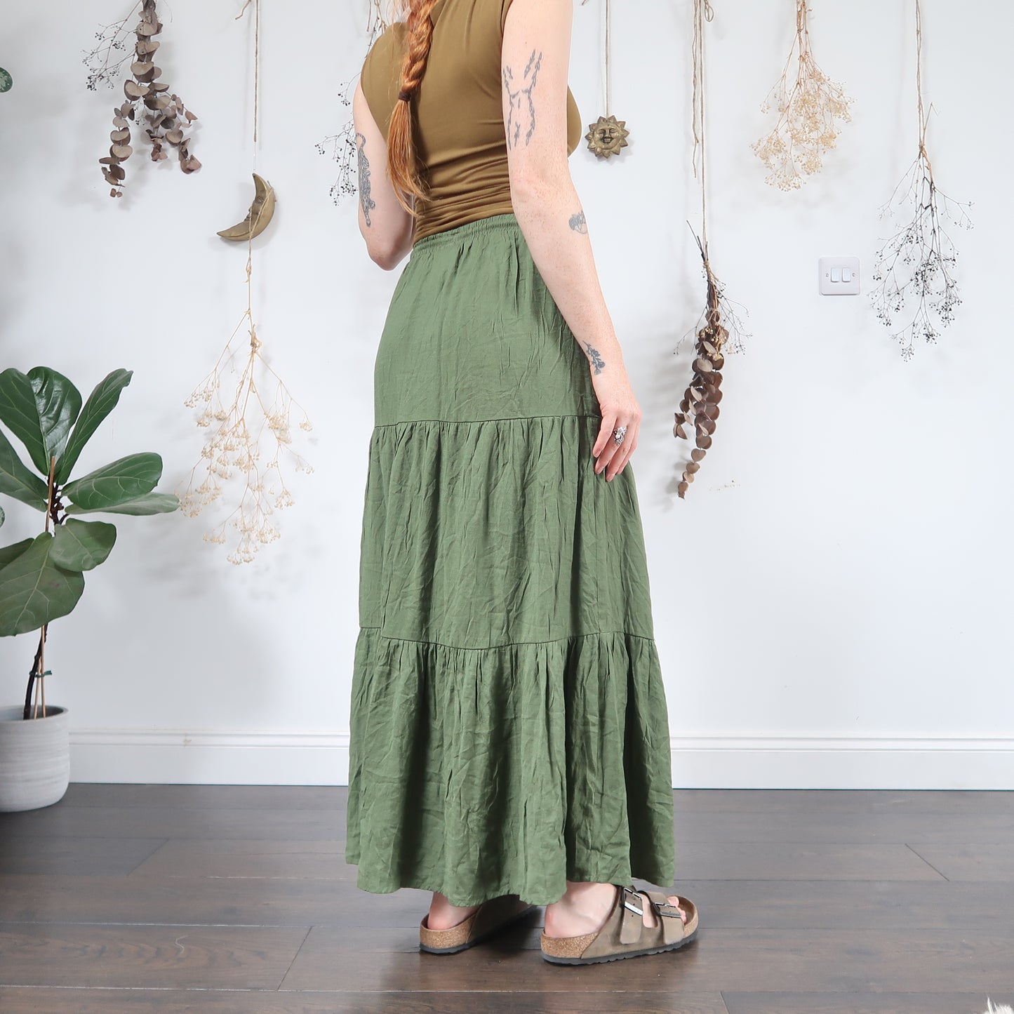 Green tiered skirt - size M