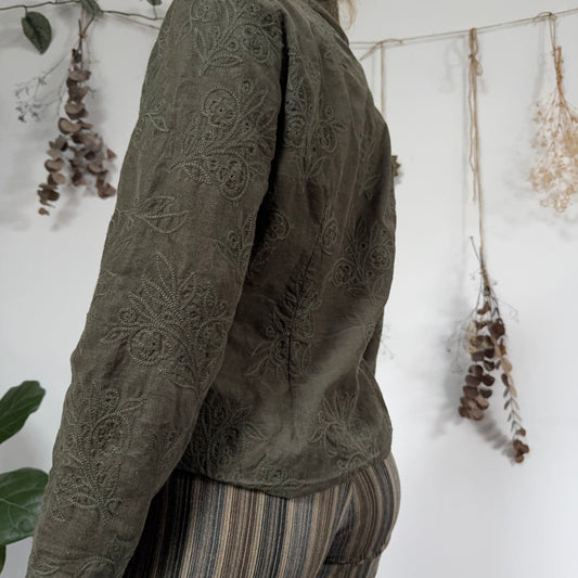 Green embroidered jacket - size M/L