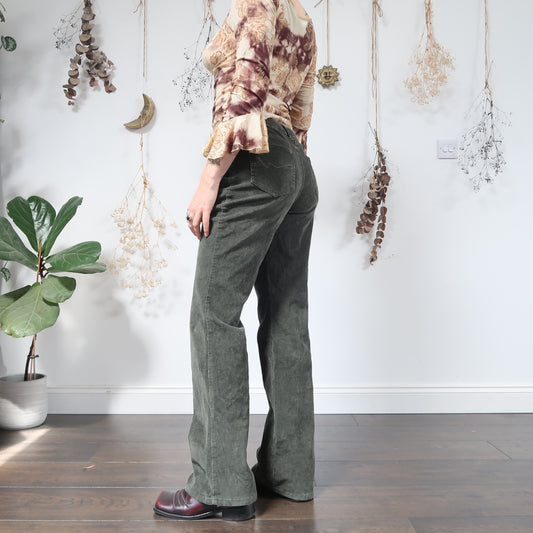 Green corduroy trousers - size M