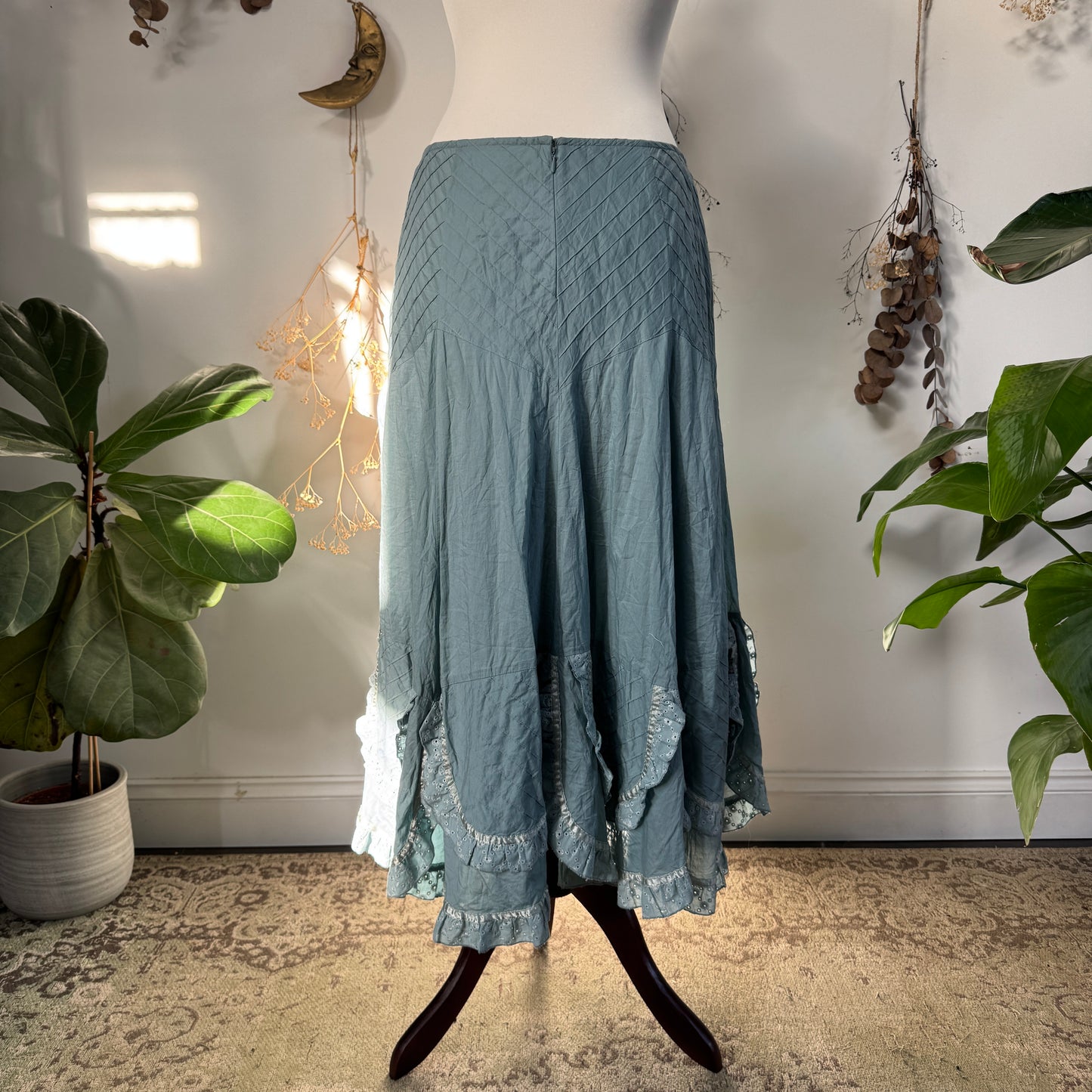 Blue ruched skirt - size M/L