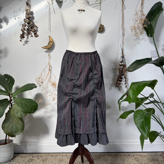 Grey ruched skirt - size M