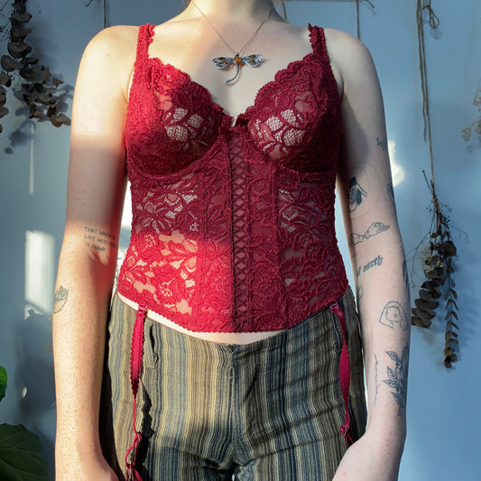 Red lace corset - size M