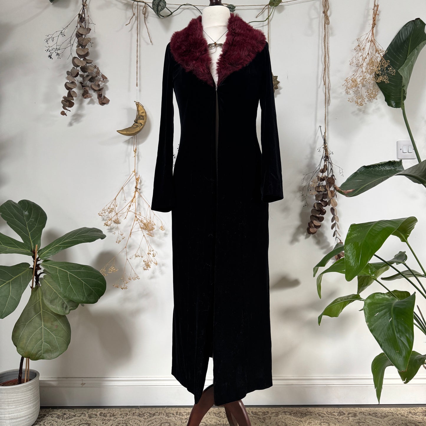 Black velvet duster - size M