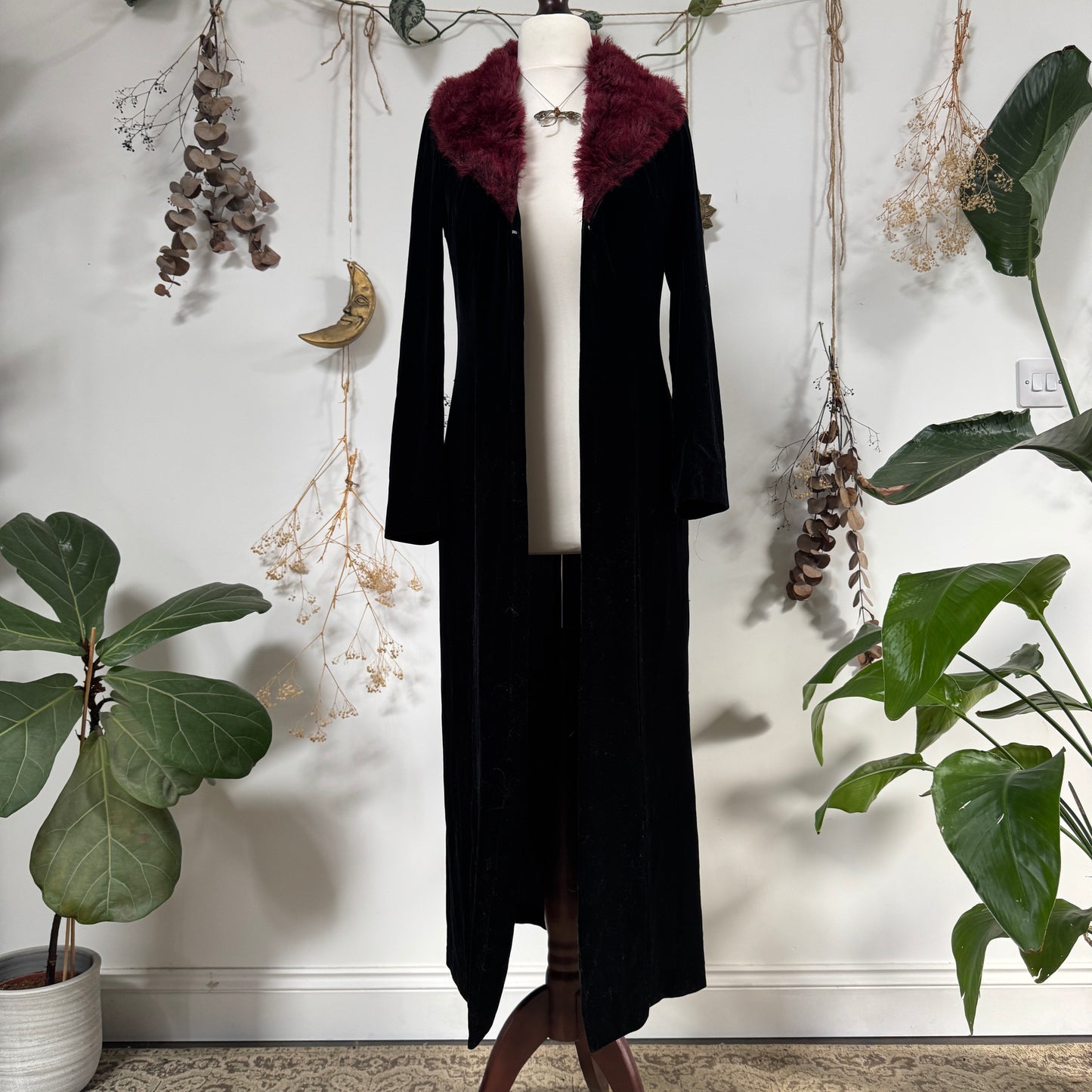 Black velvet duster - size M