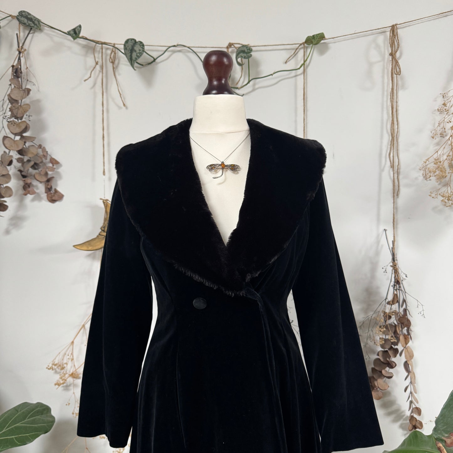 Black velvet opera coat - size S