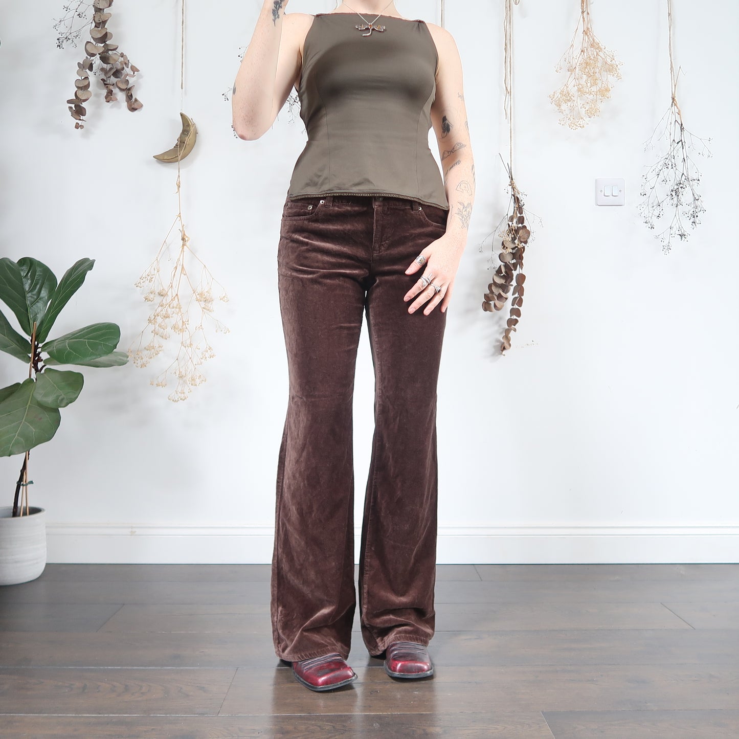 Brown velvet trousers - size M
