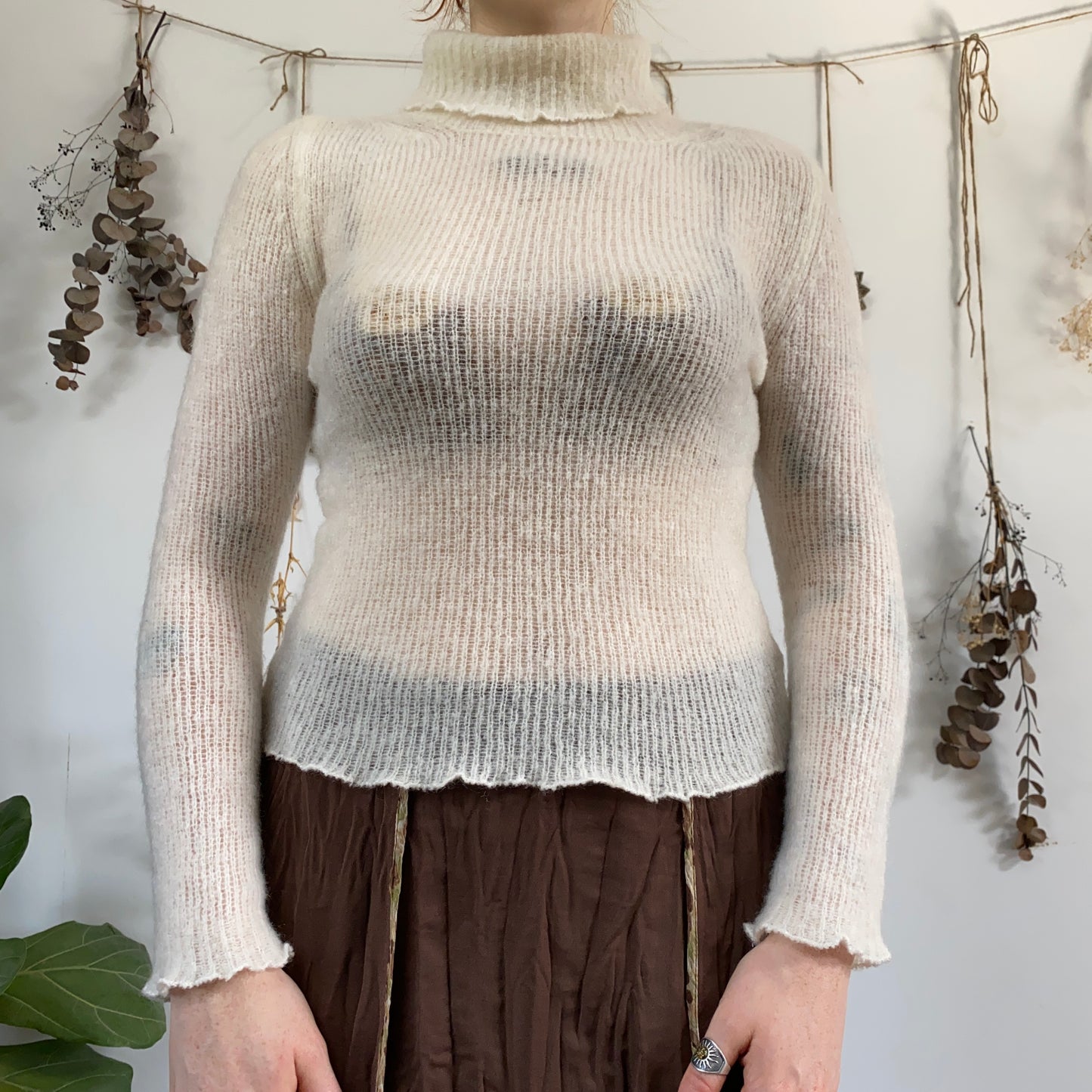 Cream knit jumper - size S/M