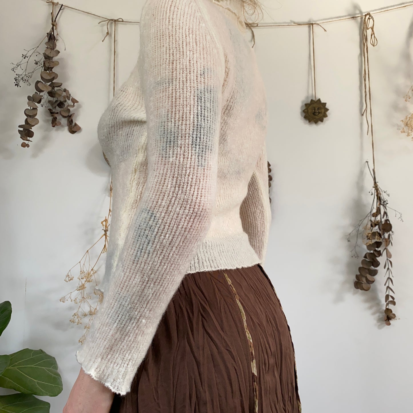 Cream knit jumper - size S/M