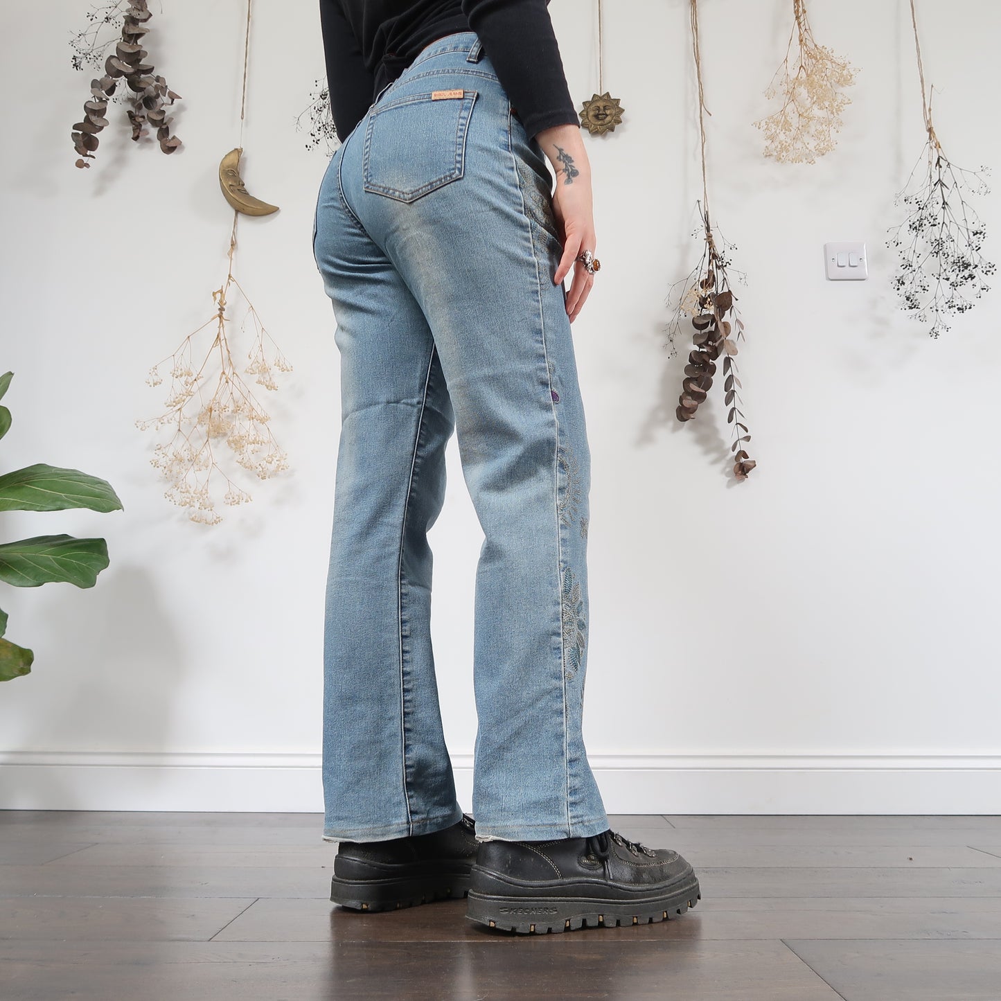 Embroidered jeans - 32"