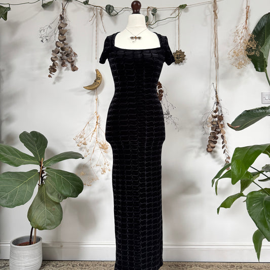 Black velvet dress - size S