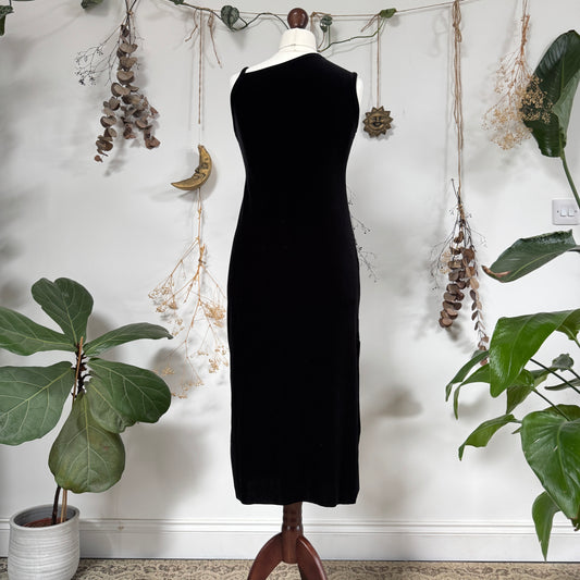 Black velvet dress - size M