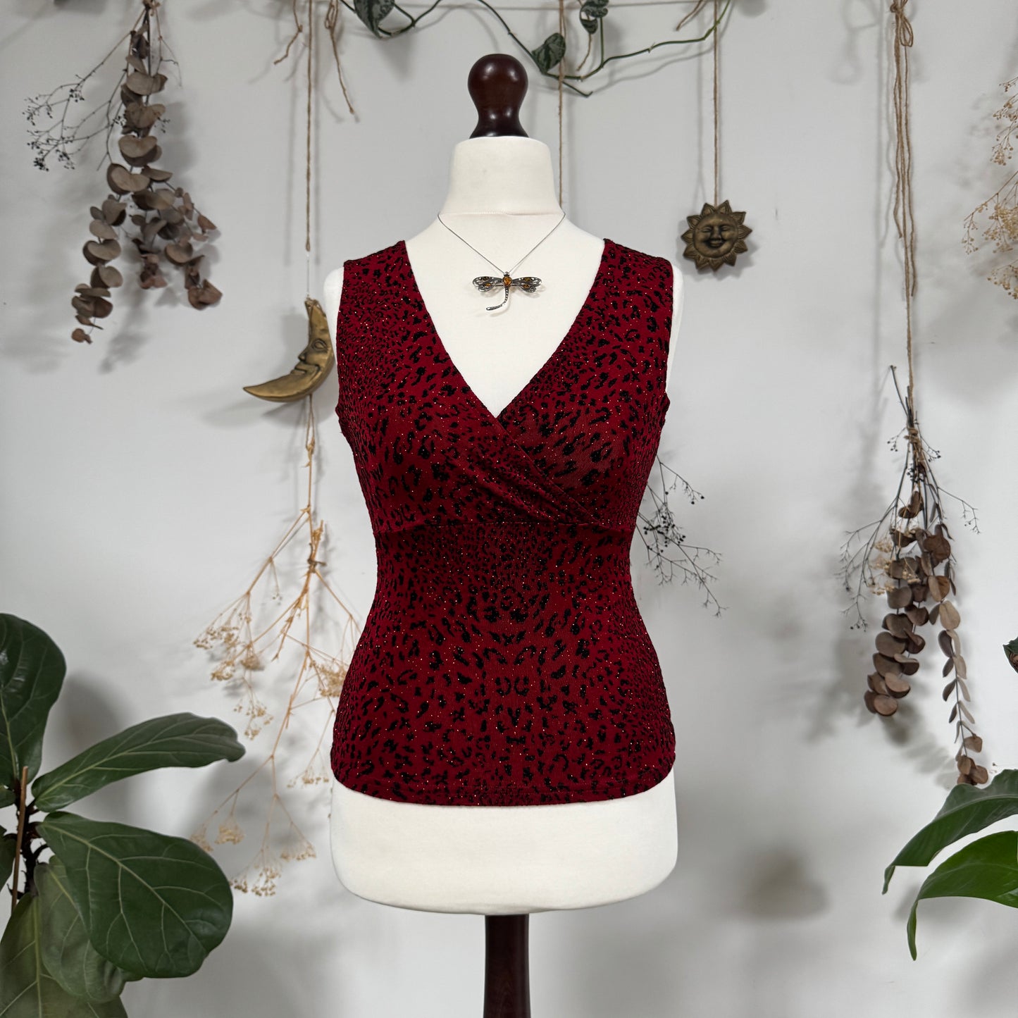 Red slinky top - size M/L