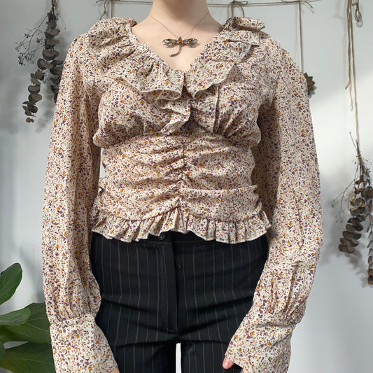 Floral ruffle blouse - size M
