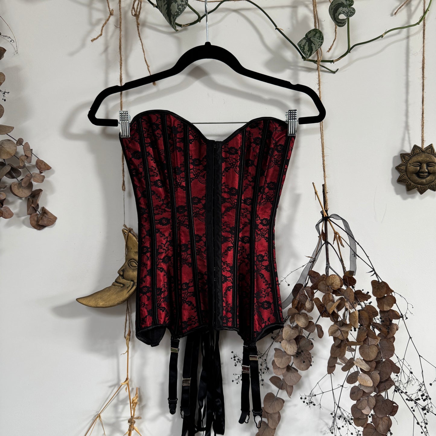 Black red lace corset - size XS/S
