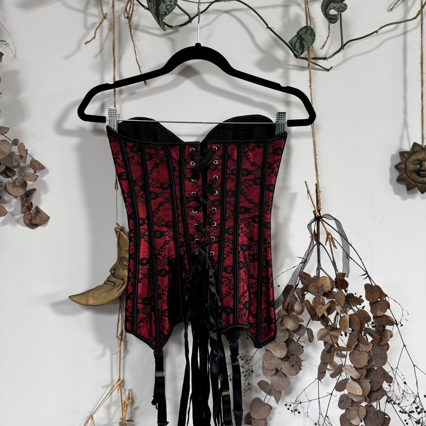 Black red lace corset - size XS/S