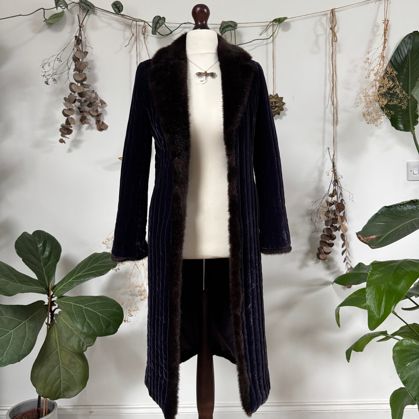 Purple velvet coat - size S