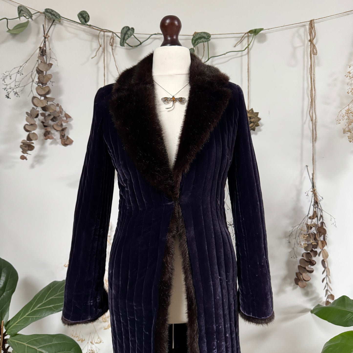 Purple velvet coat - size S