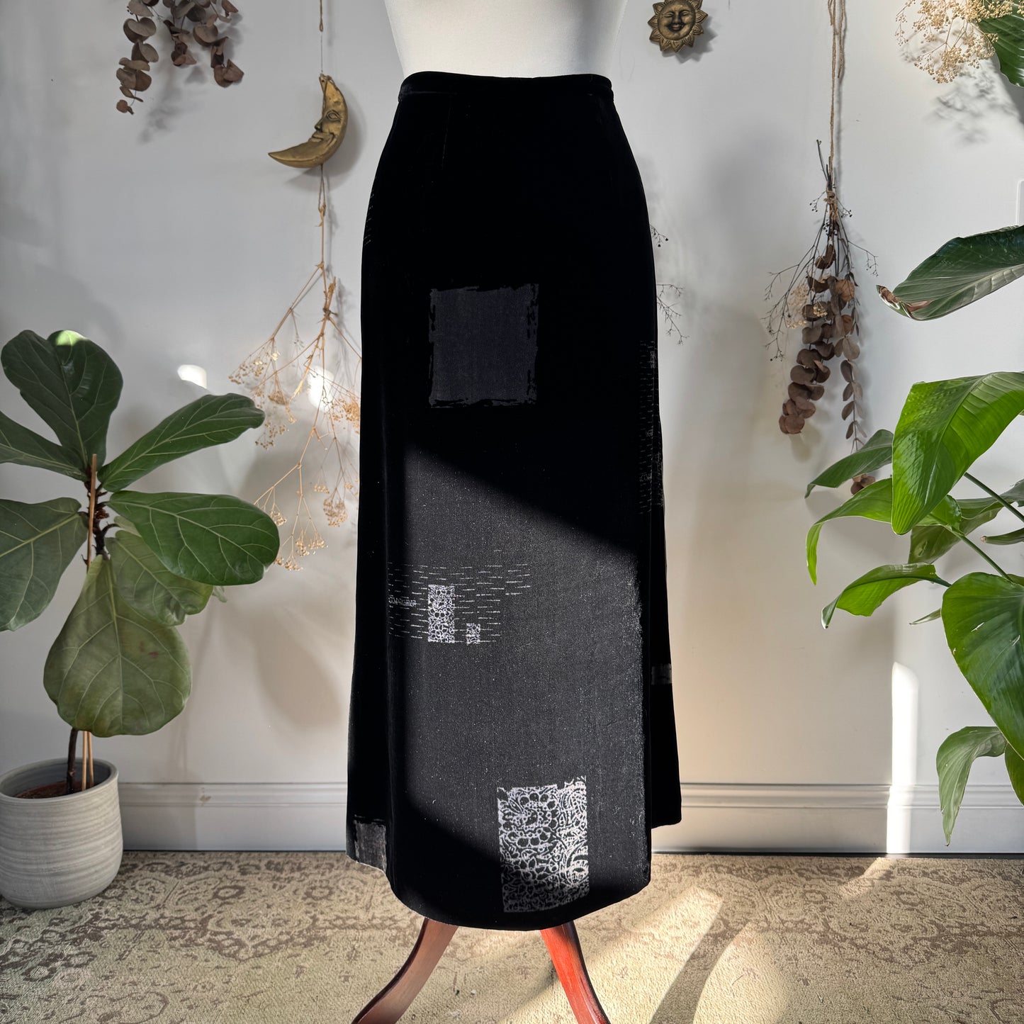 Velvet skirt - size S