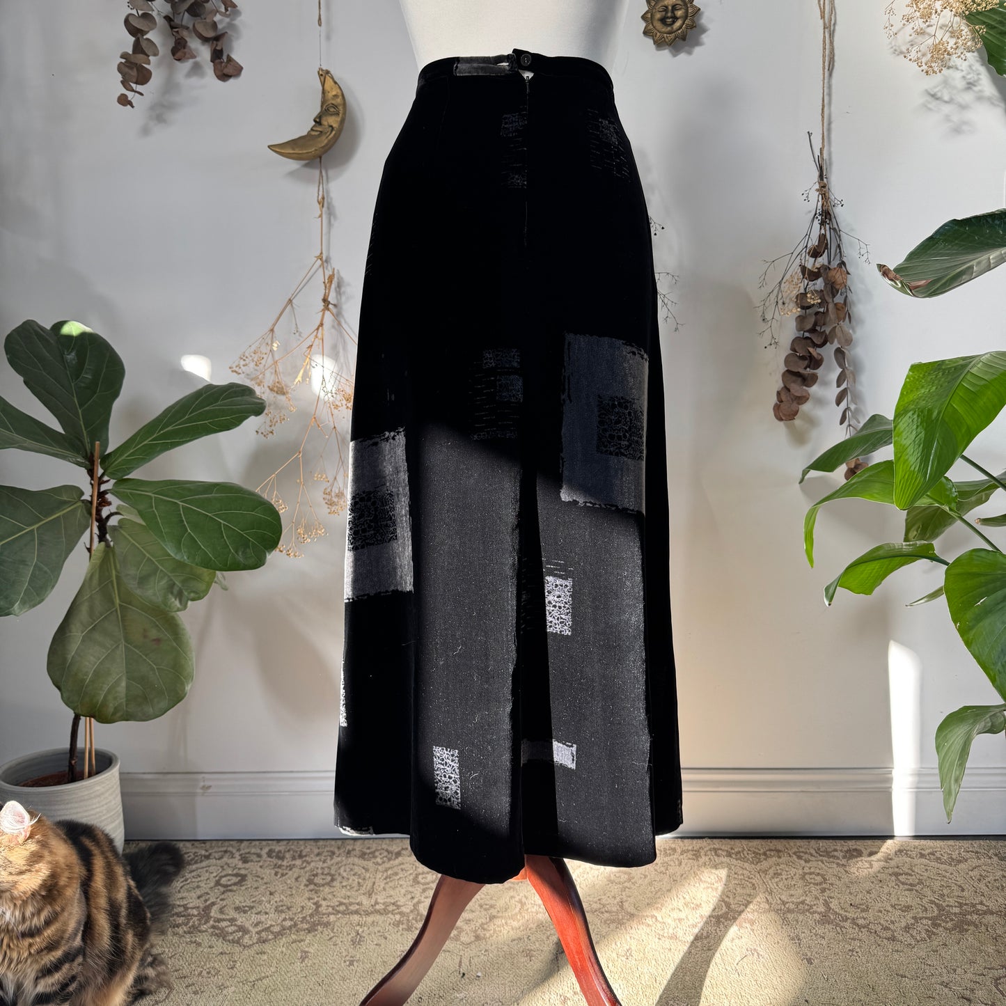 Velvet skirt - size S