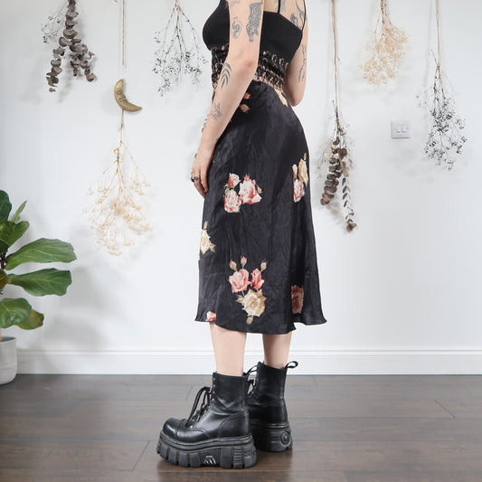 Floral midi skirt - size M/L