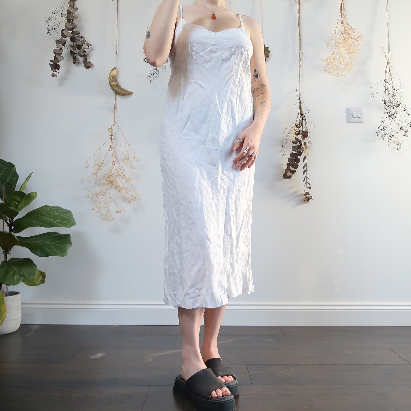 White linen dress - size 12
