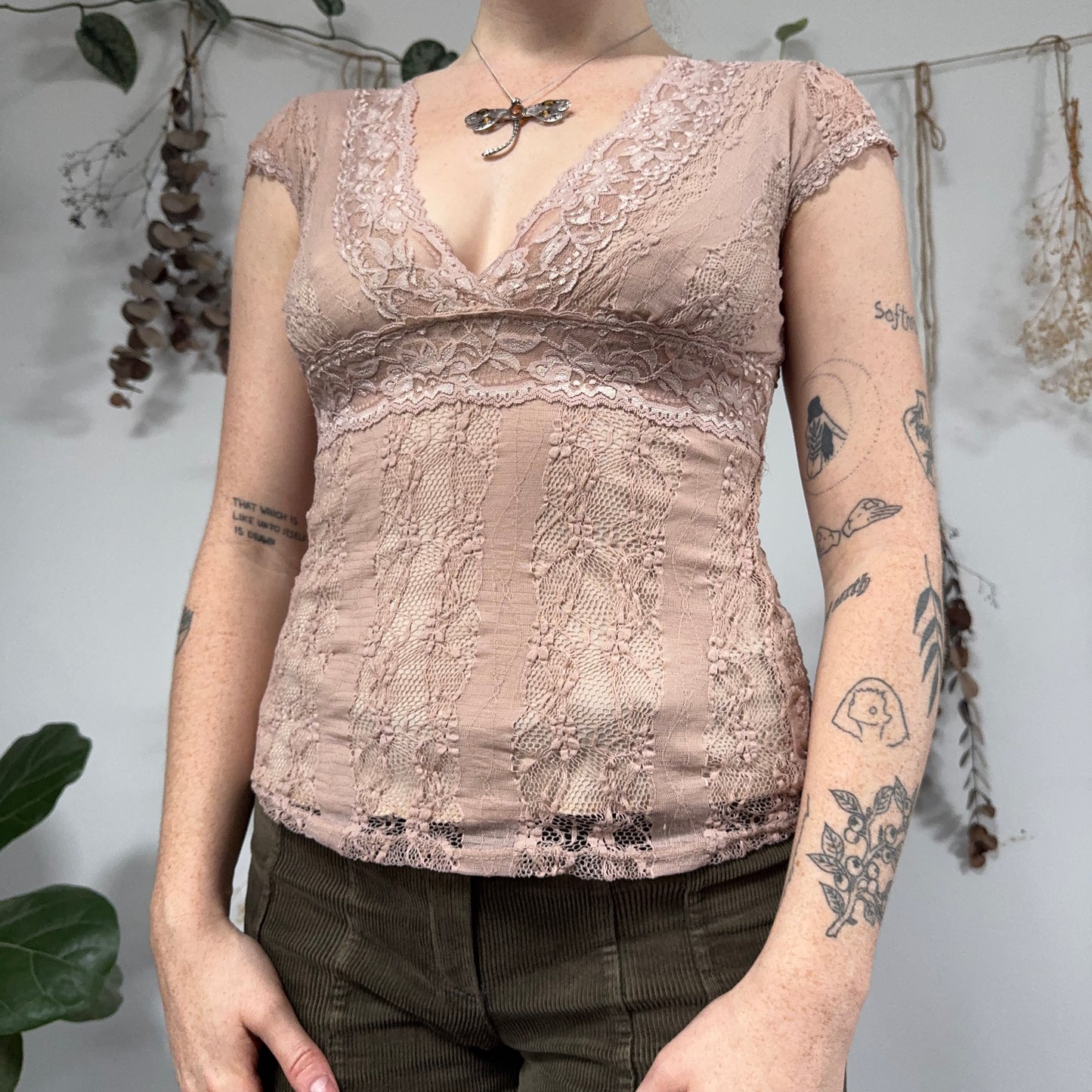 Lace tshirt - size XS/S