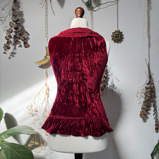 Red velvet top - size M