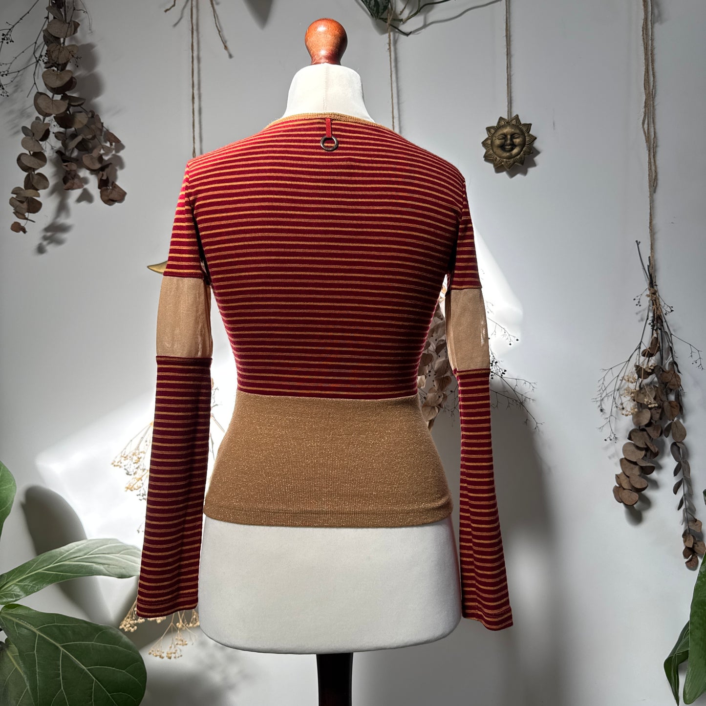 Save the Queen top - size S/M