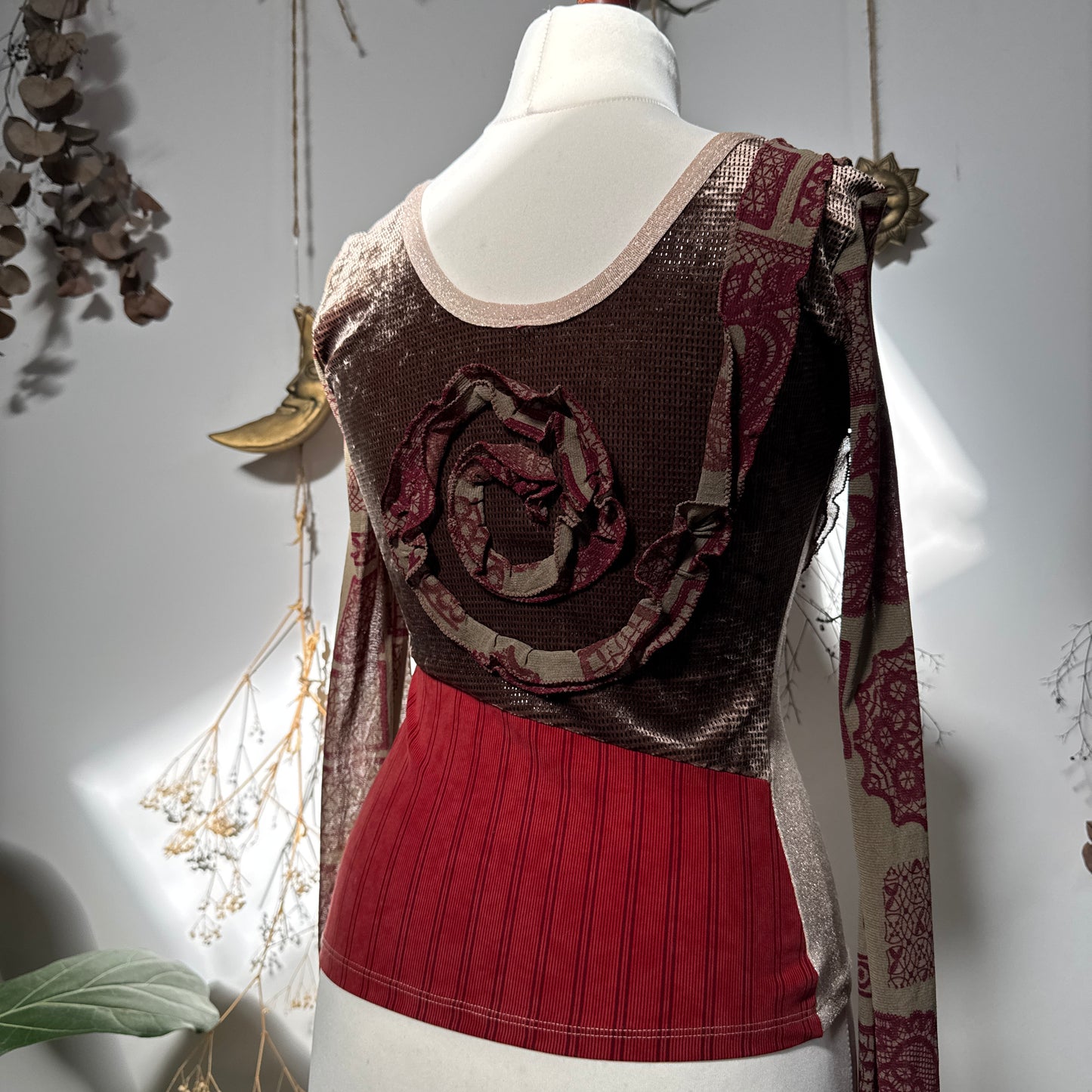 Save the Queen top - size M