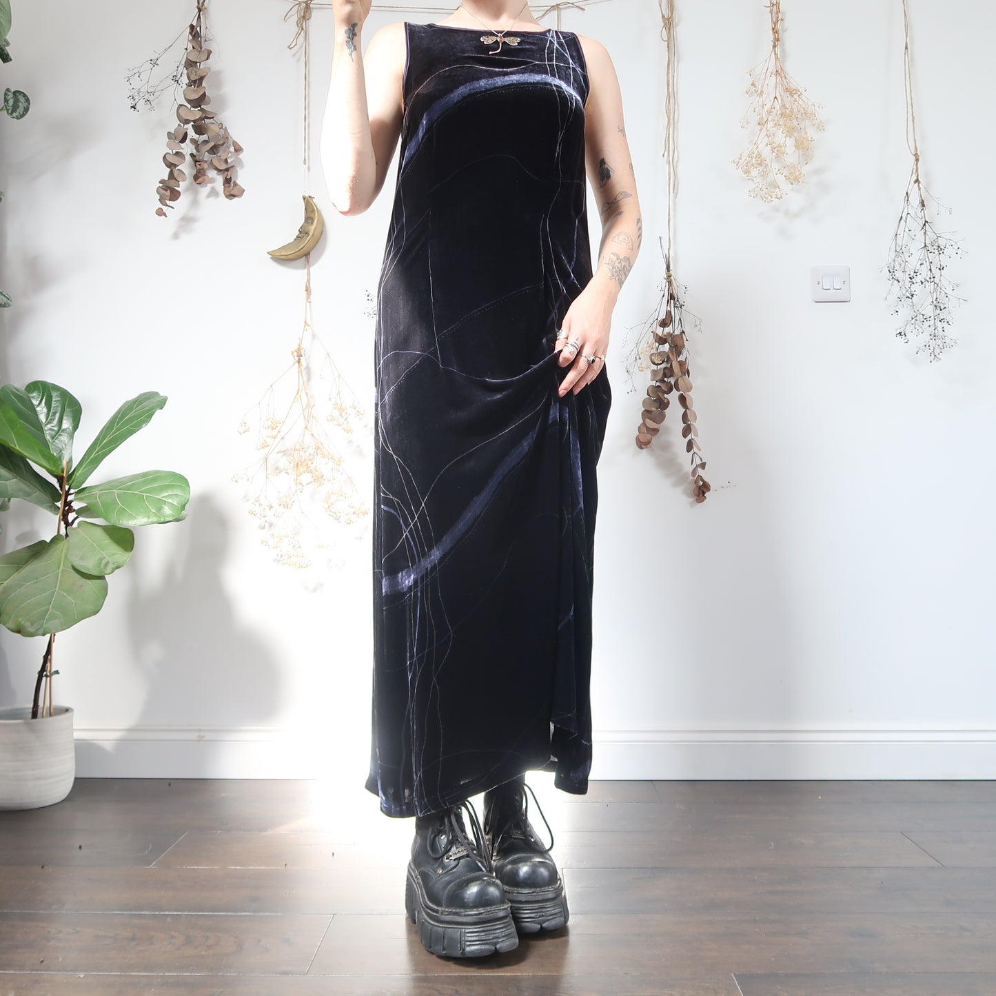 Velvet maxi dress - size M