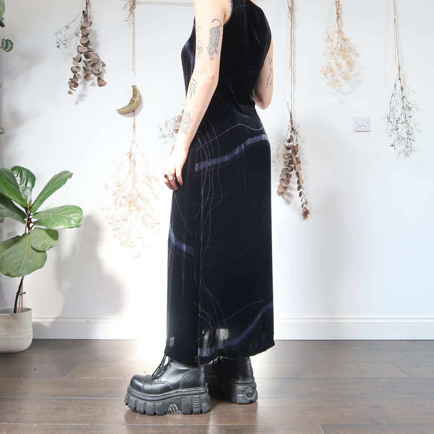Velvet maxi dress - size M