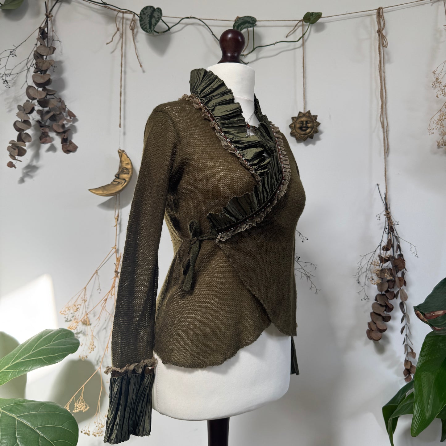 Green knit wrap top - size M/L