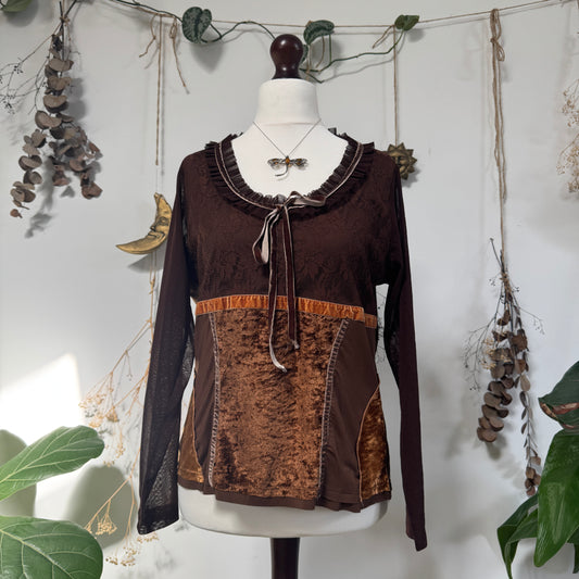 Brown whimsical top - size L/XL