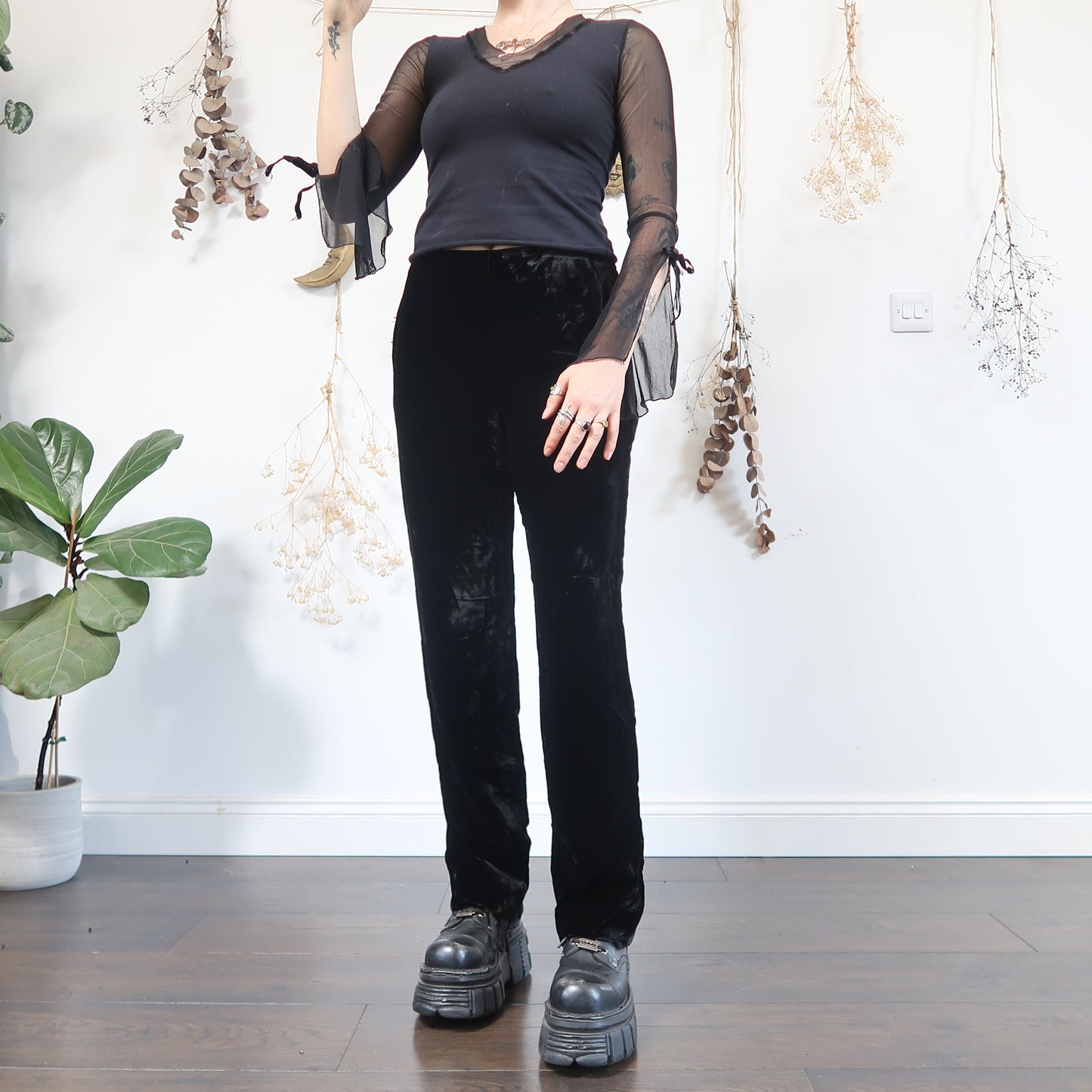 Black velvet trousers - size S/M