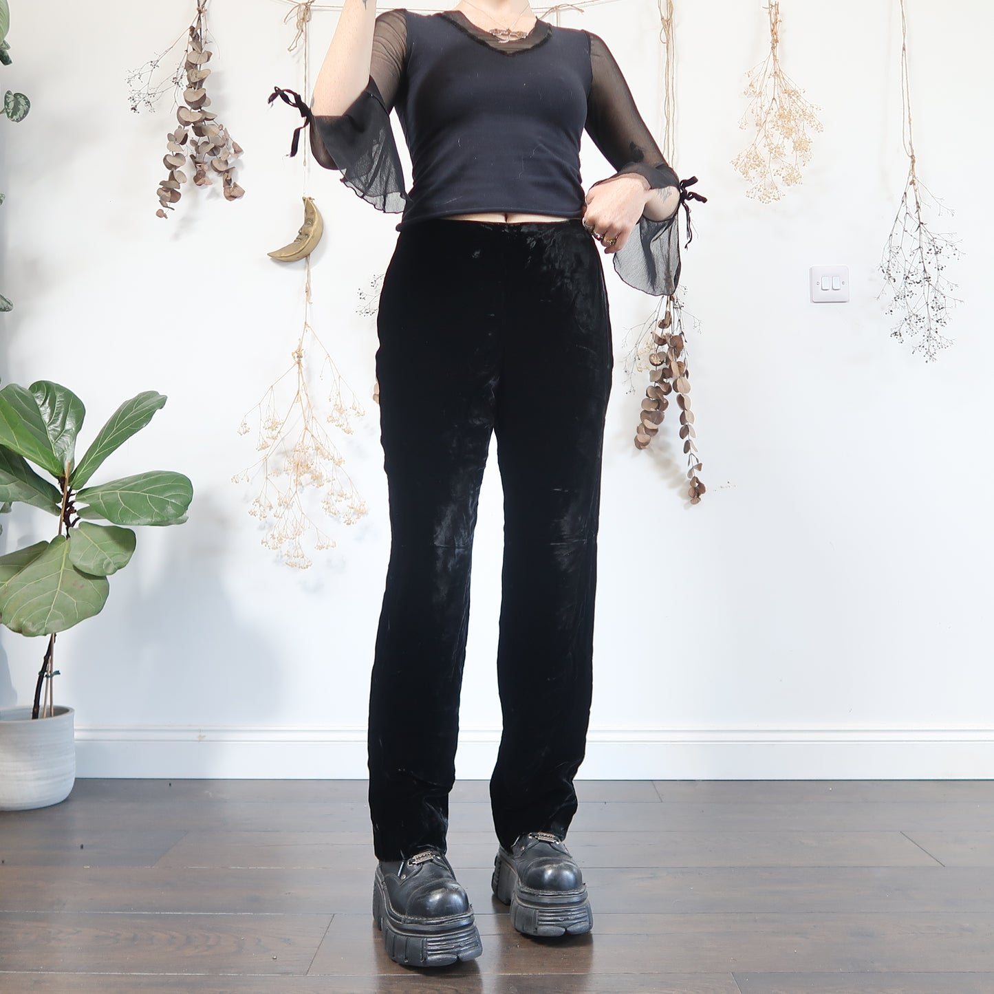 Black velvet trousers - size S/M