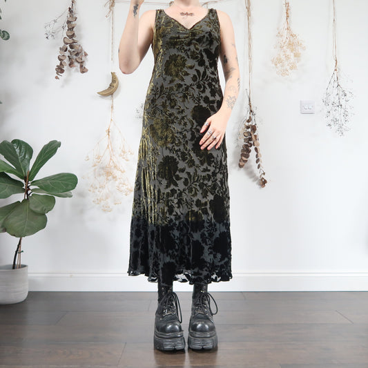 Green velvet dress - size S/M