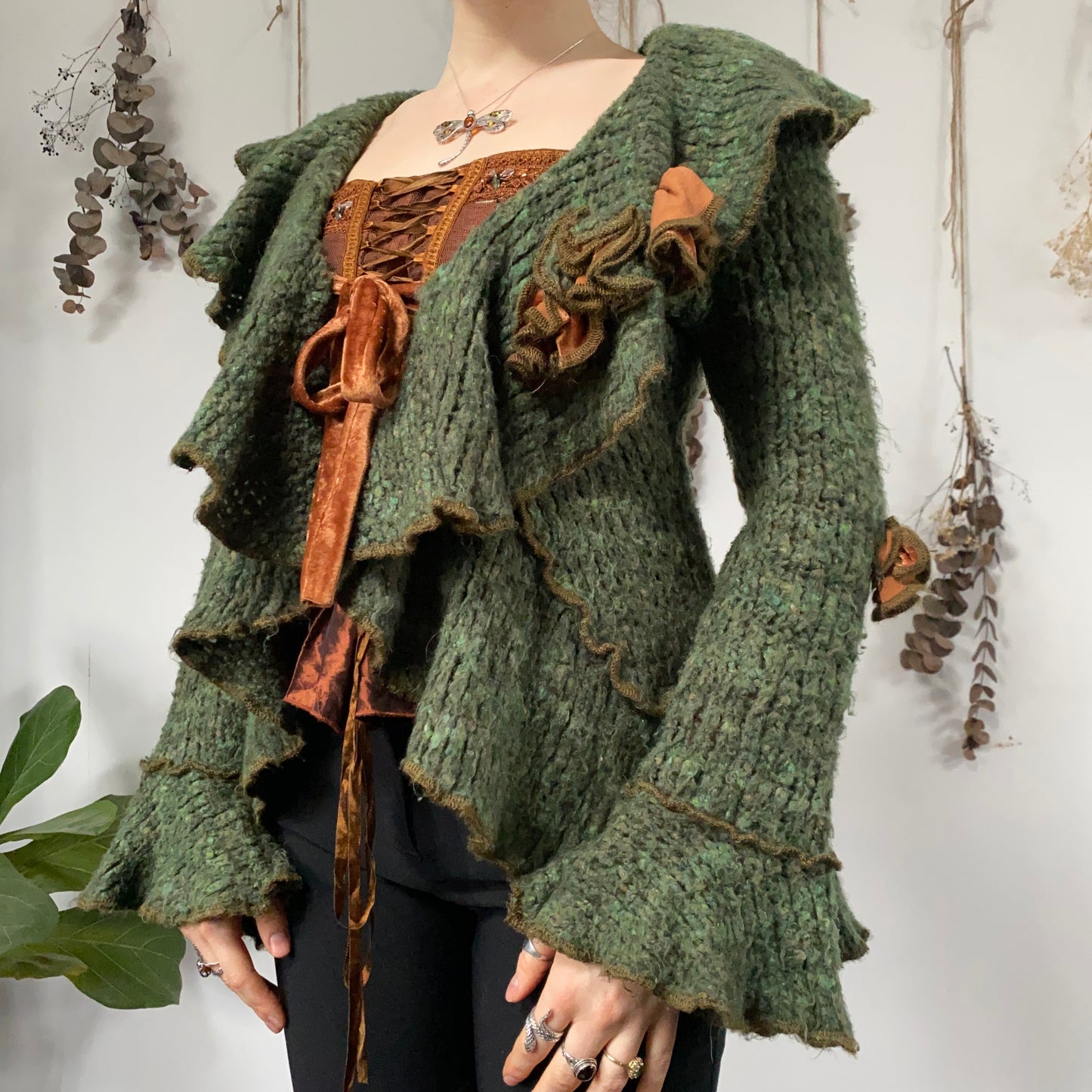 Green knit cardigan - size L