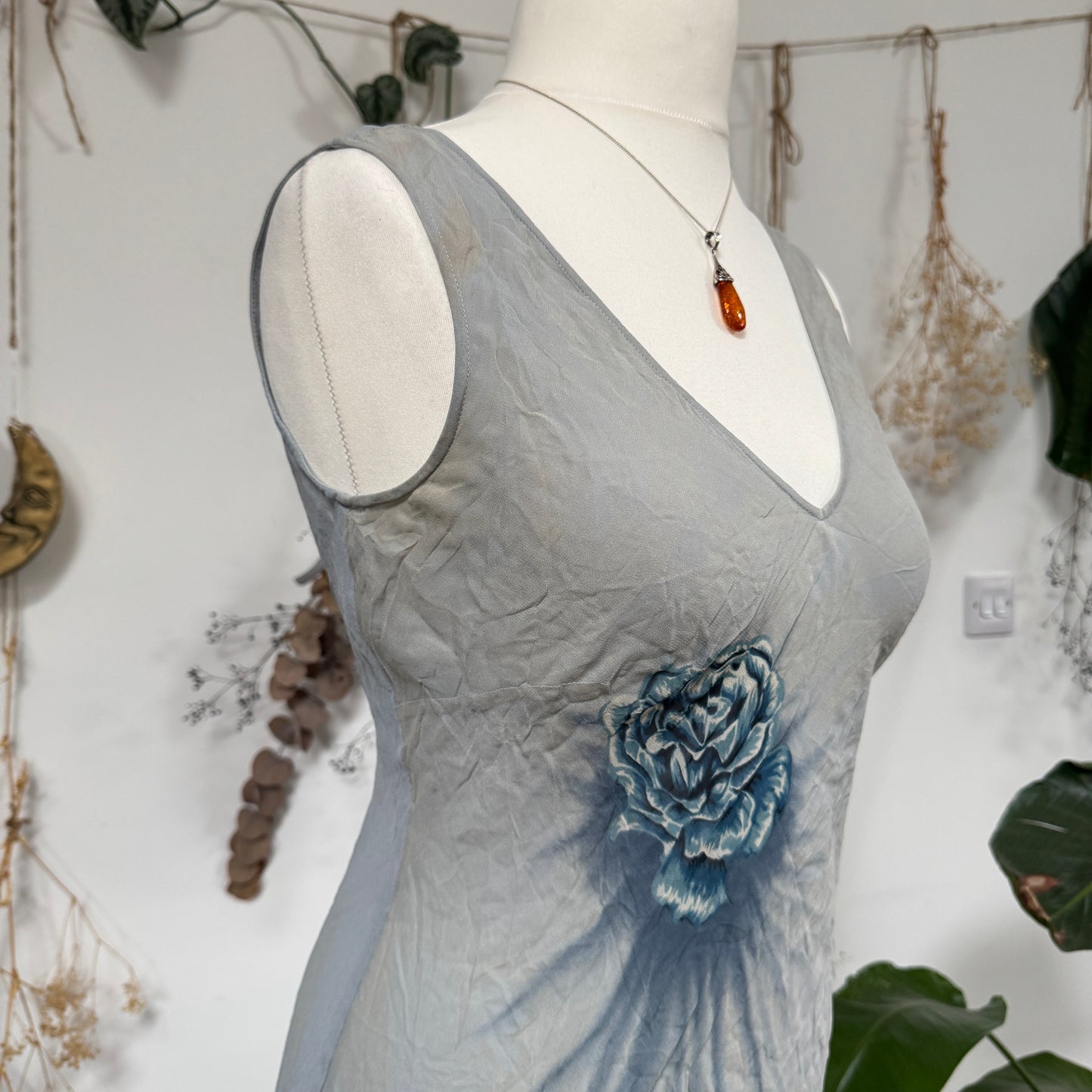 Blue floral dress - size M