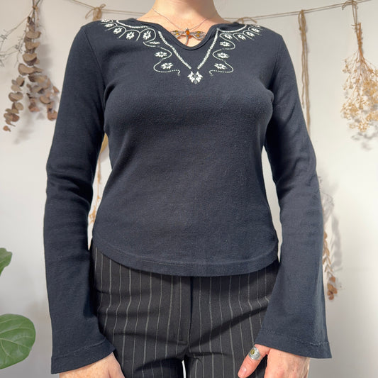 Black long sleeve top - size M