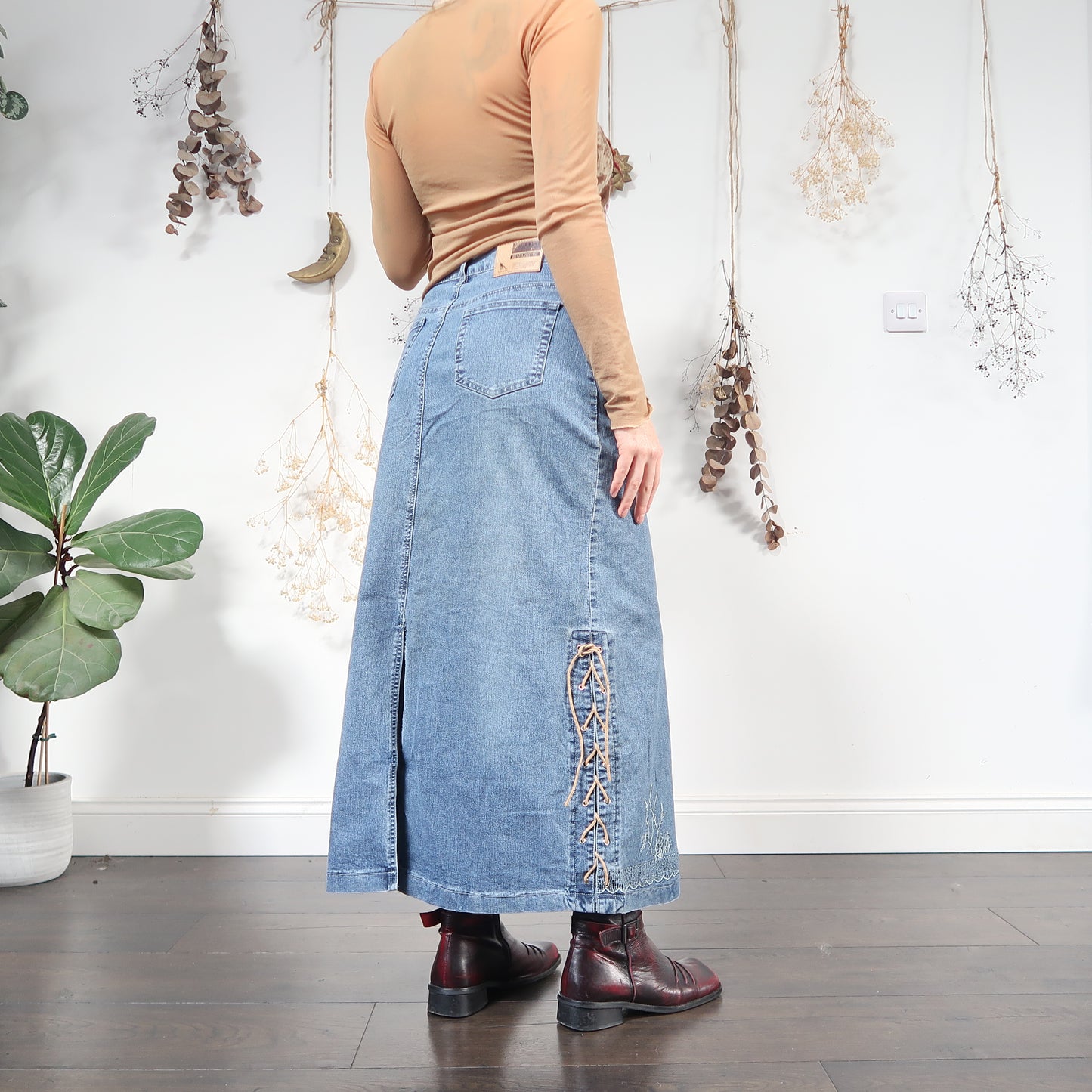 Denim skirt - size M