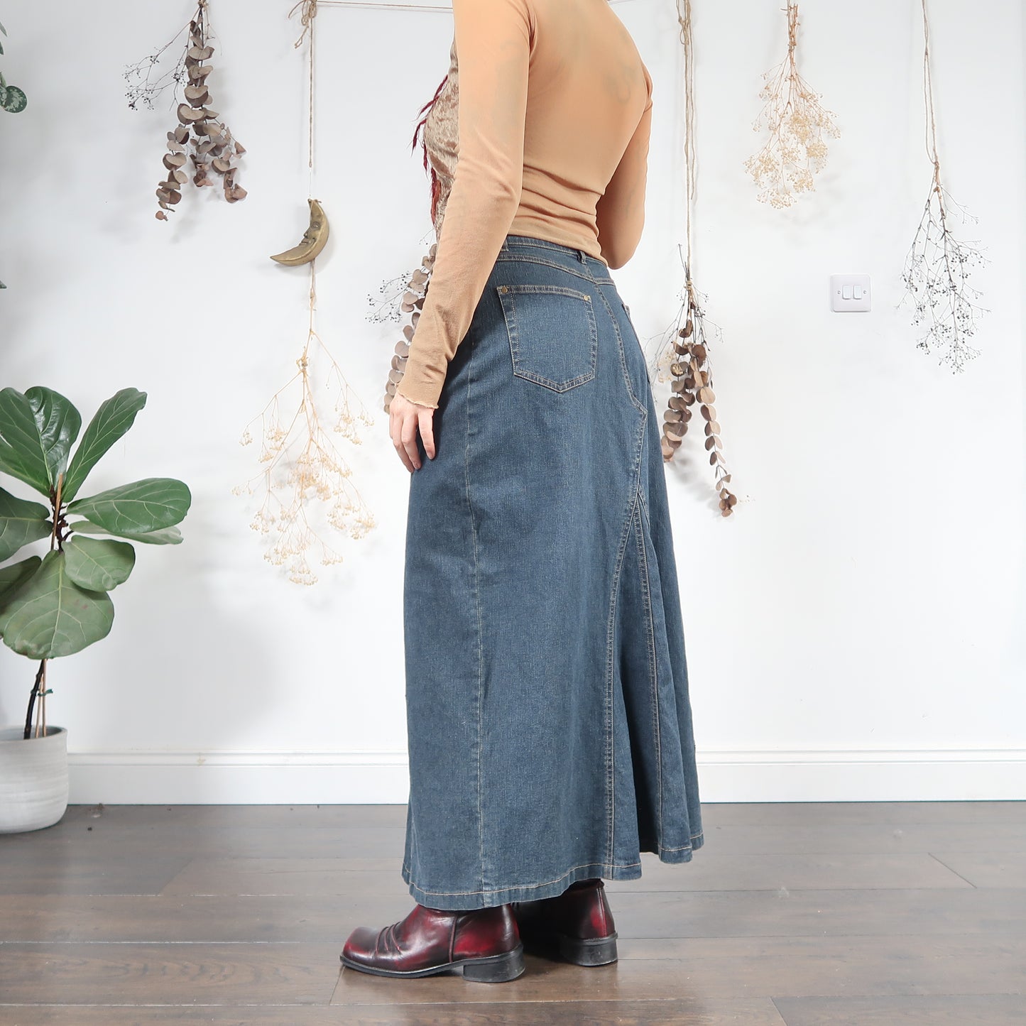 Denim skirt - size M