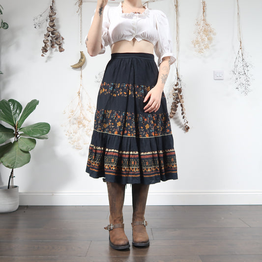 Cottage midi skirt - size S