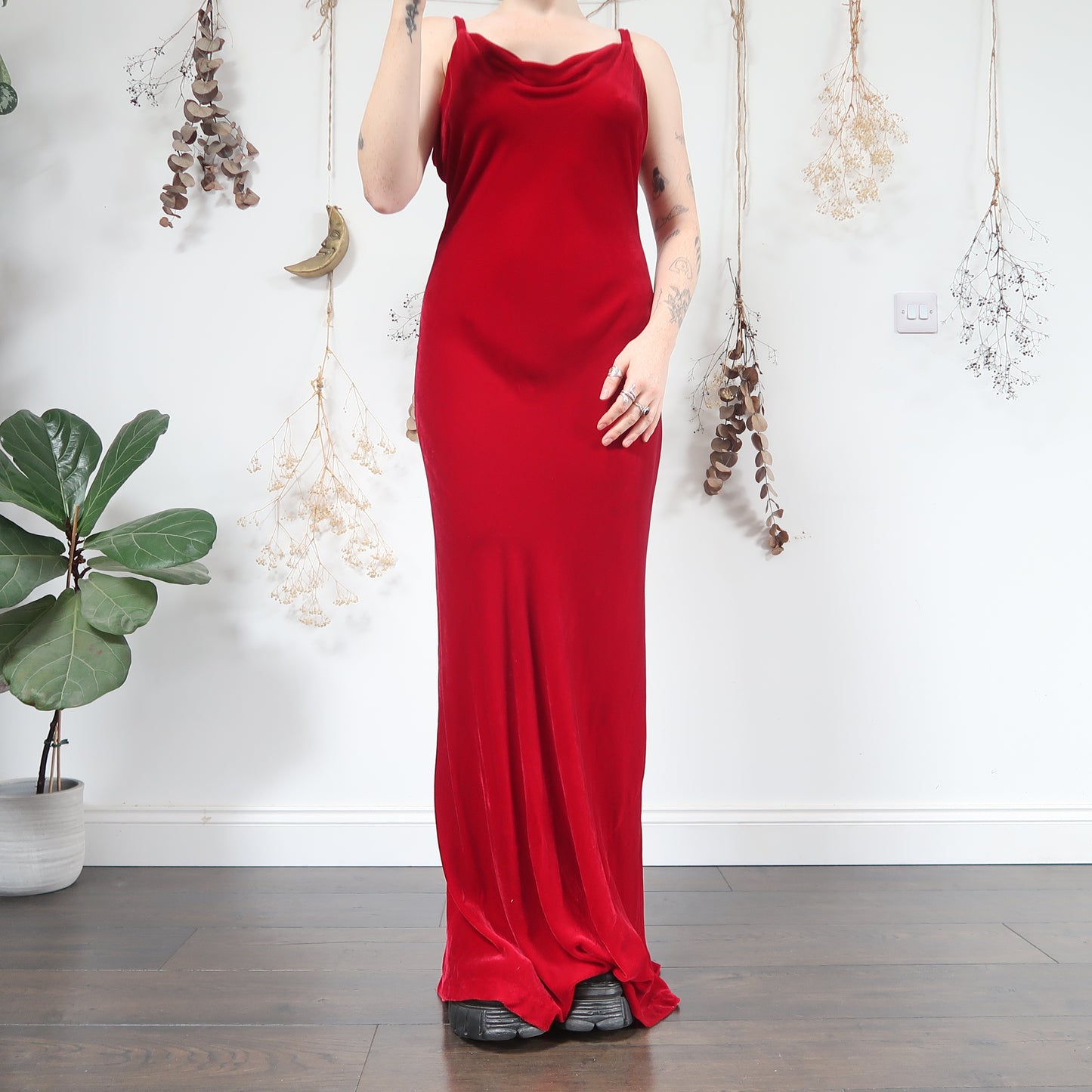 Red velvet dress - size M/L