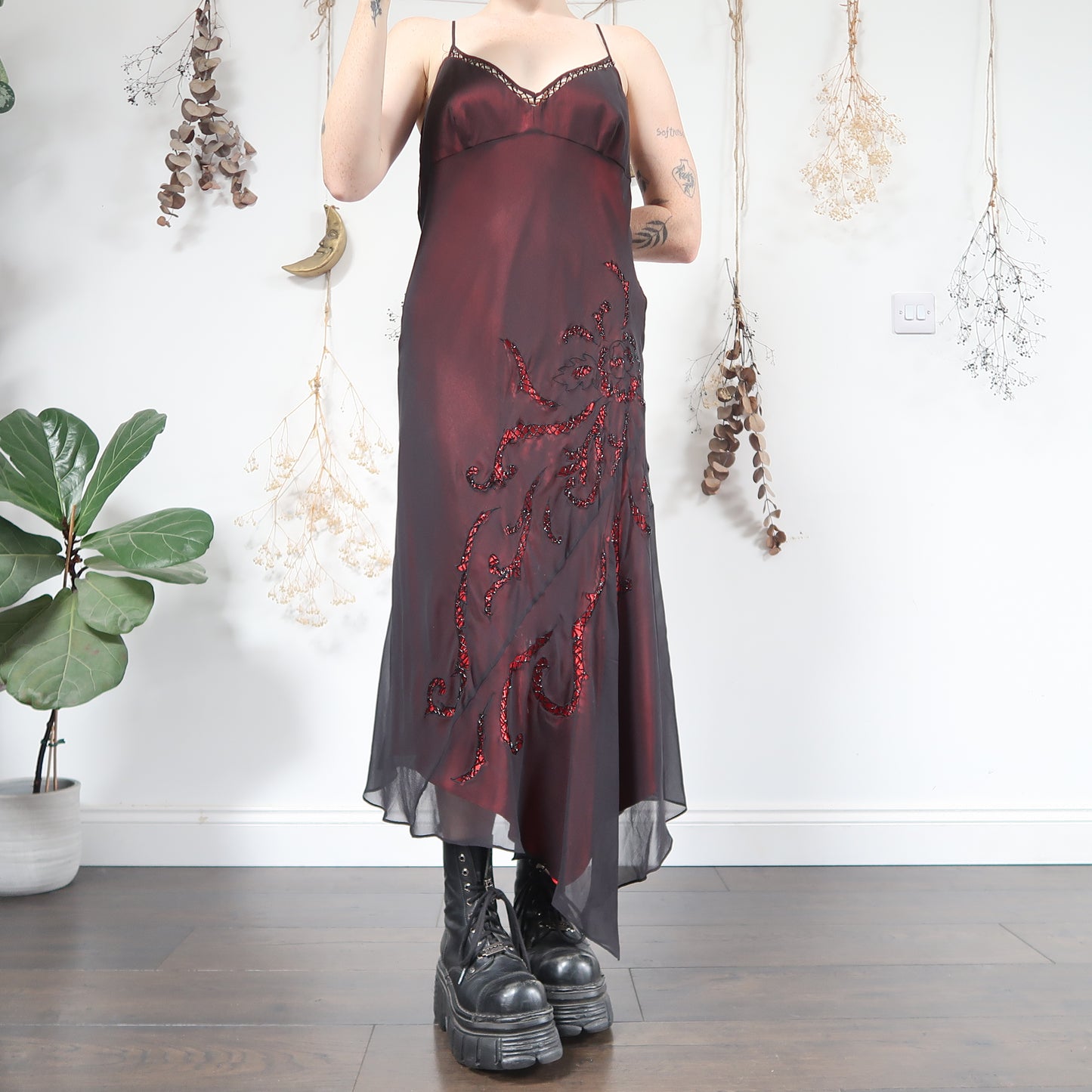 Black red beaded dress - size M/L