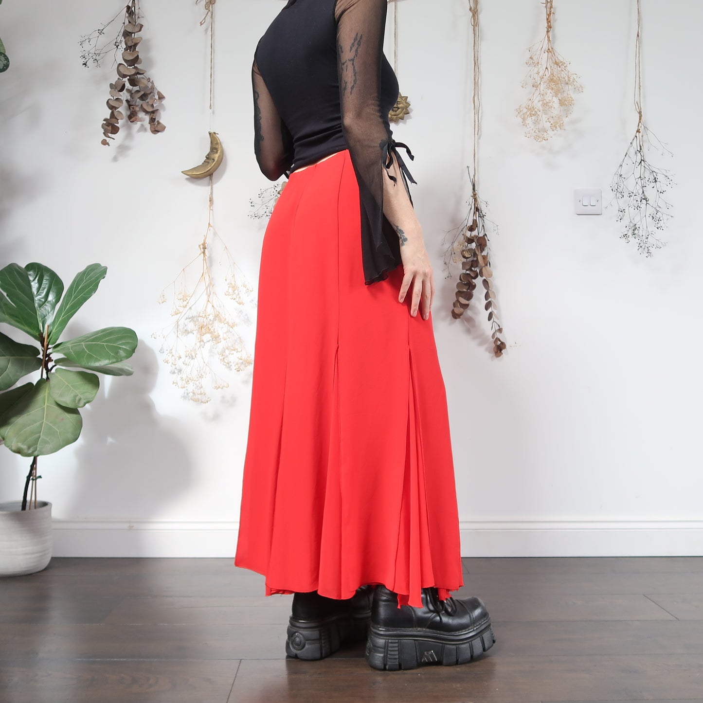 Red maxi skirt - size M