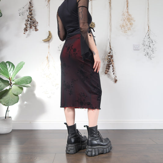 Red black mesh skirt - size XS/S