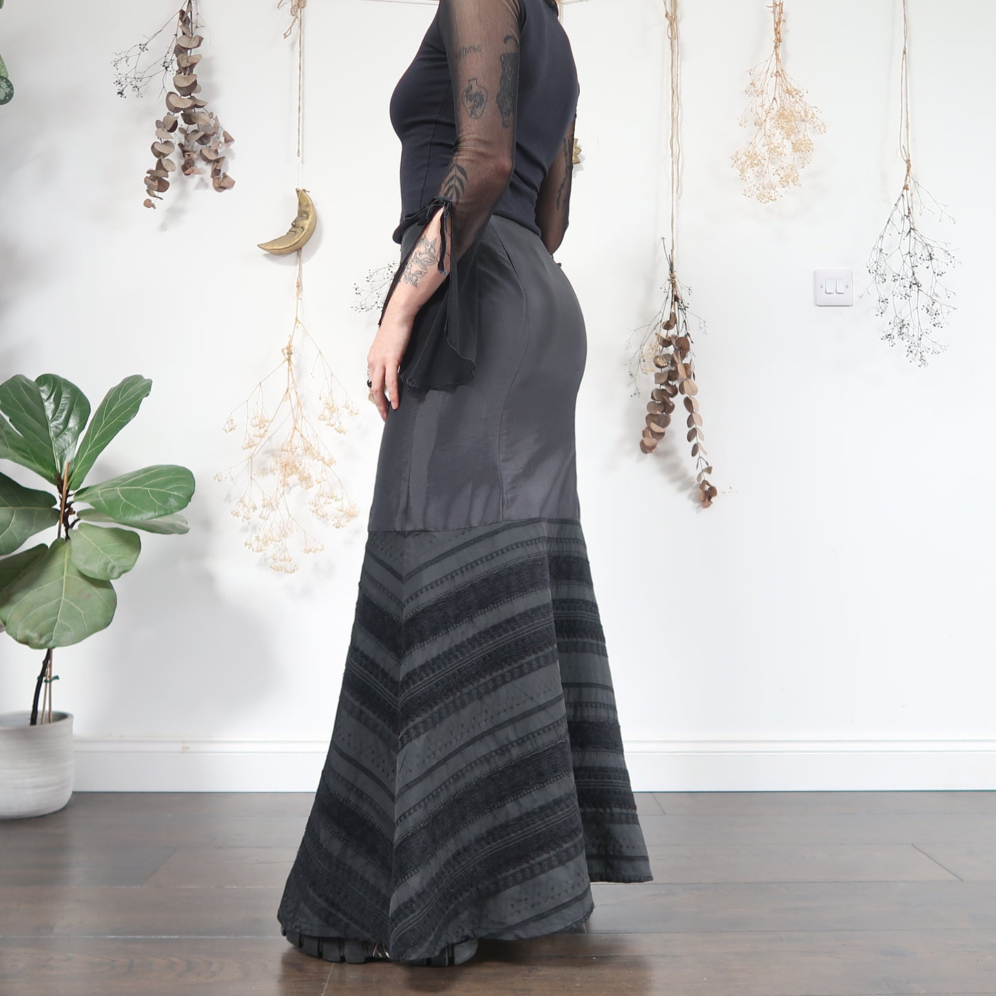 Black maxi skirt - size S/M
