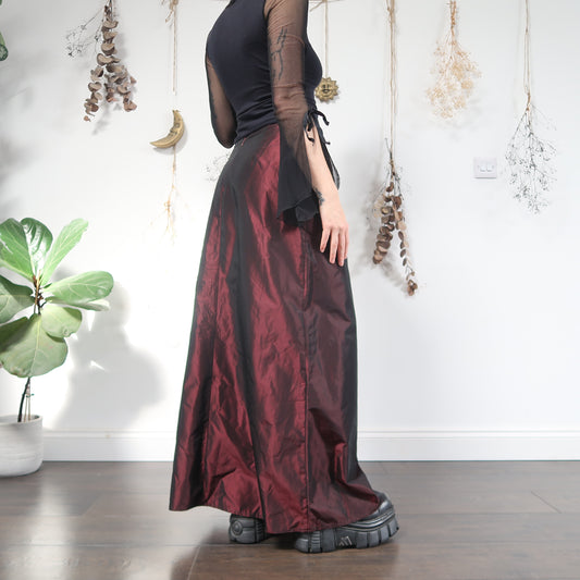 Red iridescent skirt - size M